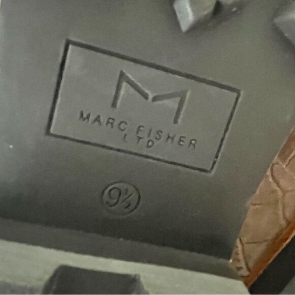 Marc Fisher Lizzie 2 Croc Lace Up Print Platform Combat Boots Tan 9.5 NWOB - Picture 12 of 13